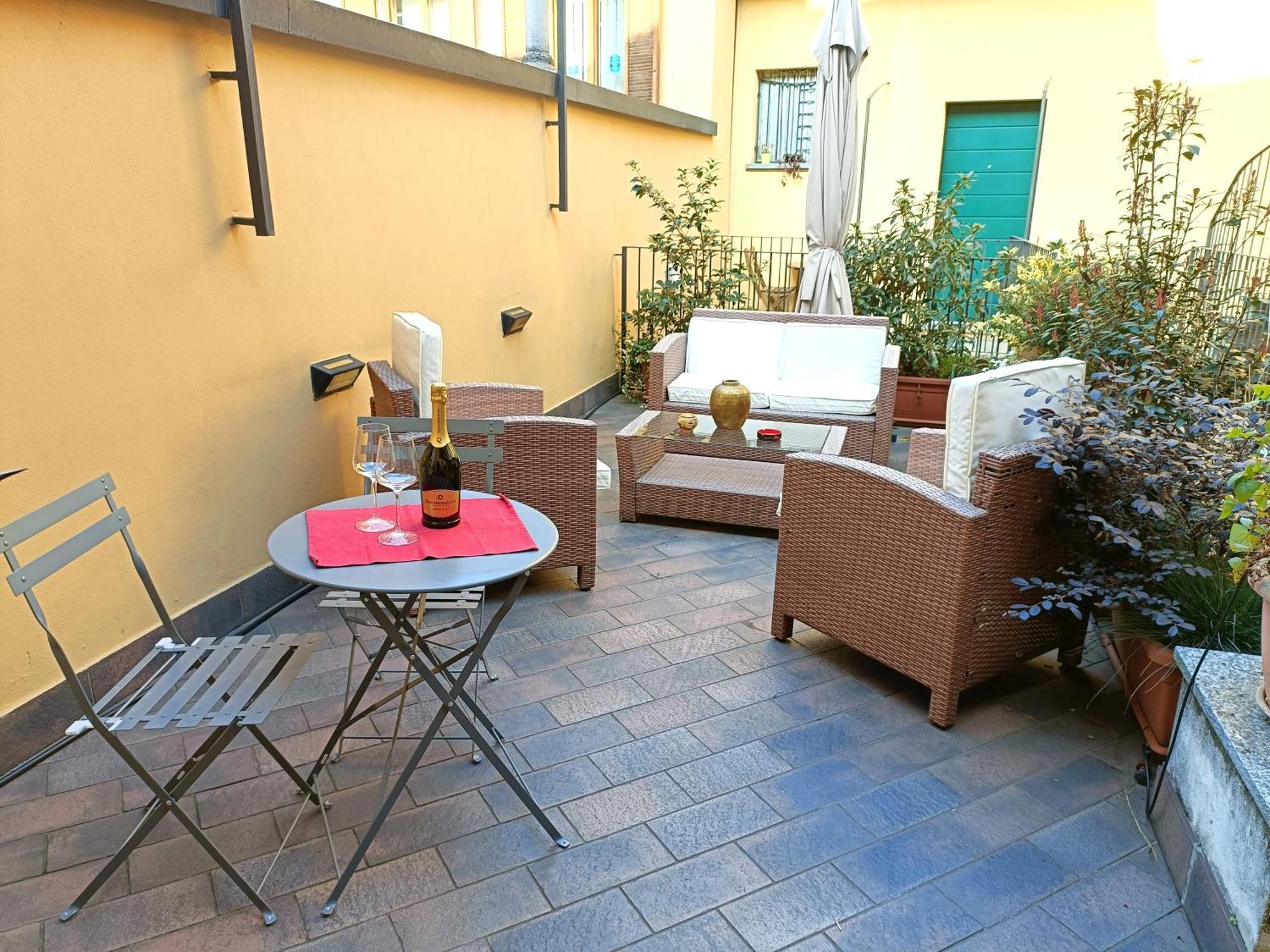 La Suite Di Bianca - Monza -- A 4 Min A Piedi Da Clinica Zucchi E 15 Min Da Stazione -- Dış mekan fotoğraf